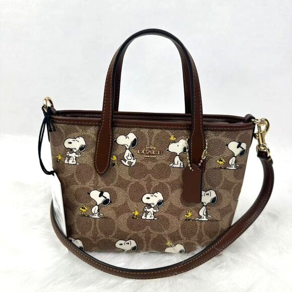 🍭NWT Coach! X Peanuts City Mini Tote Bag In Signature With Snoopy Print - Picture 1 of 8